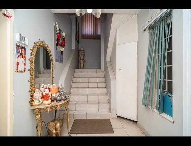 4 BEDROOM HOUSE FOR SALE IN SYDENHAM